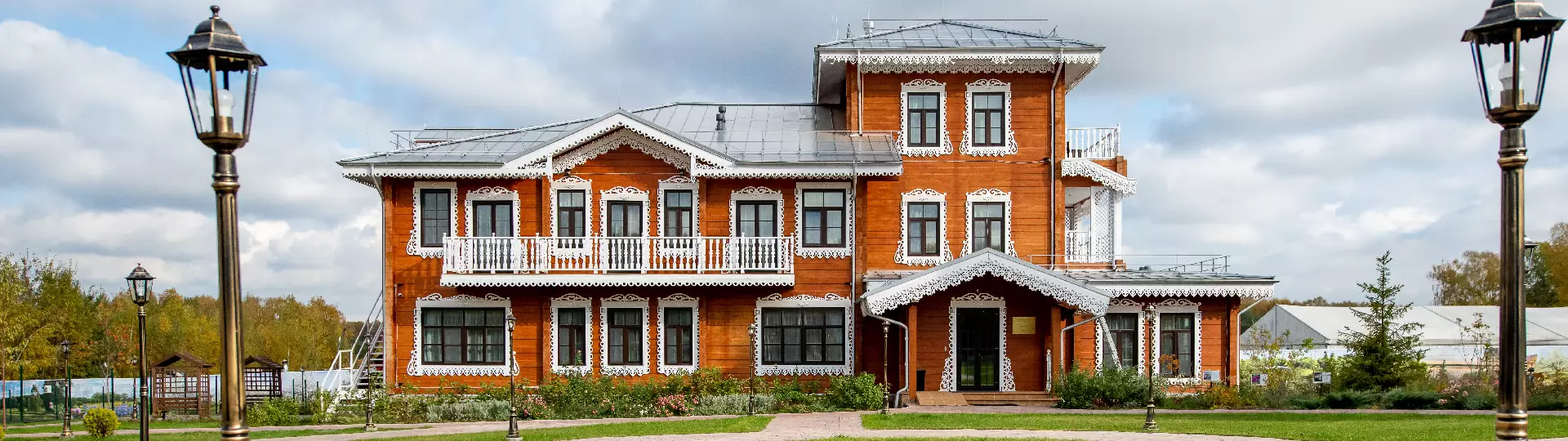 Супериор в усадьбе В. П. Сукачёва